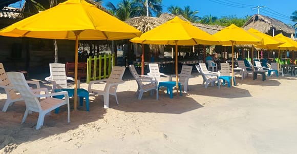 Tierra bomba: Typical beachday to Punta Arena!