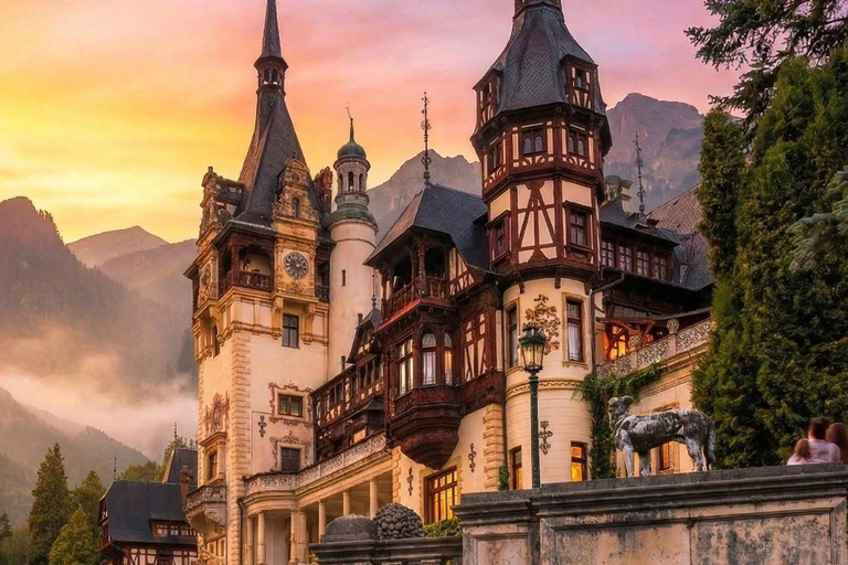 Bucharest: Peles & Bran Castle Day Trip with Brasov