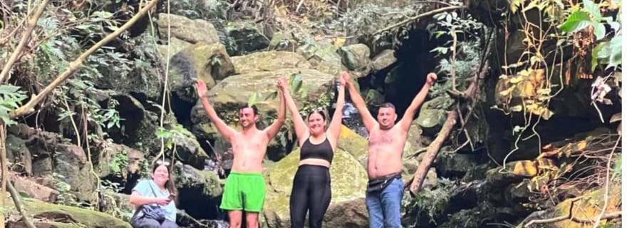 Depuis Asuncion : Randonnée aux chutes d'eau de Cerro Vera avec transport en taxi