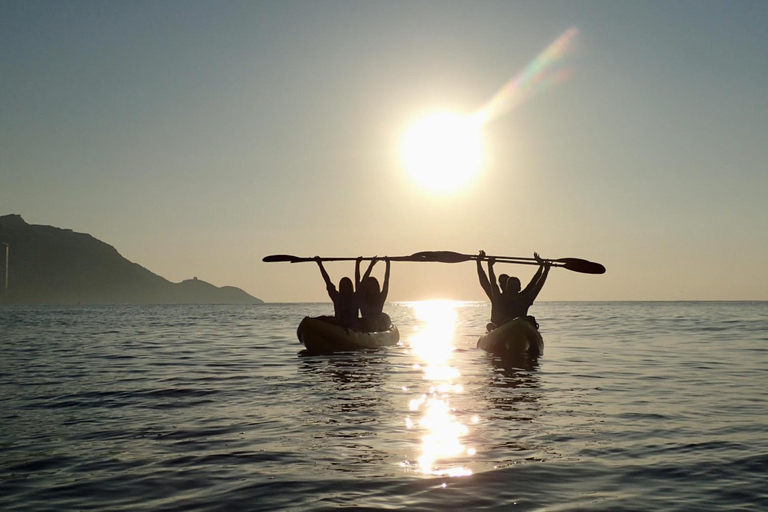 Benidorm: Guided Kayak Tour with Snorkeling and Photos
