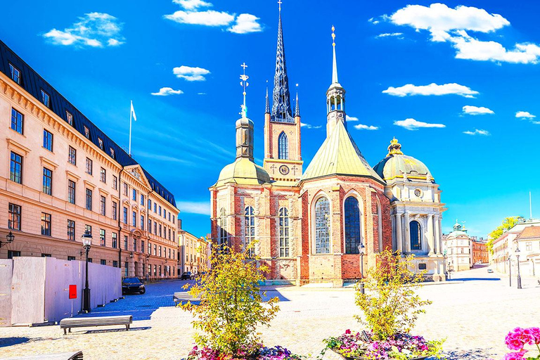 Stockholm: Royal Palace Entry & Gamla Stan Guided Tour