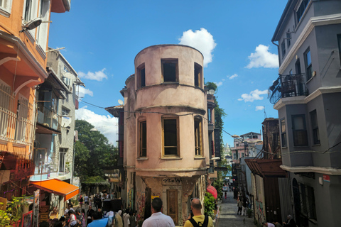 Istanbul: Fener & Balat Guided Tour through Colored Streets