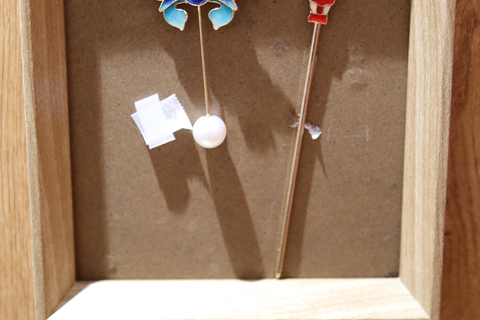 Shanghai: Mother-of-Pearl Jewelry Workshop