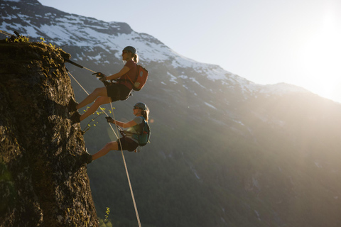 Geiranger : Descente en rappel avec vue épique