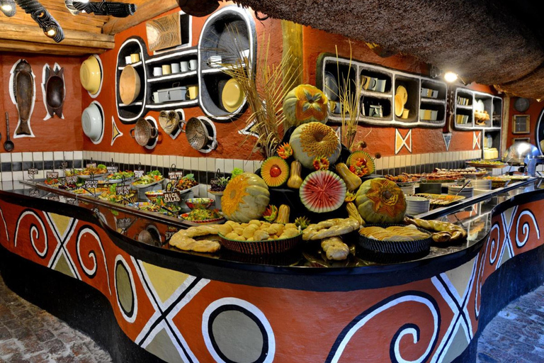 Victoria Falls: Boma Dinner & Drum Show with Transfers