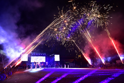 Seúl: excursión de un día al 62.º Festival Cultural de Suwon Hwaseong27 de septiembre | Excursión a la aldea tradicional y a Hwaseong, desde Myeongdong