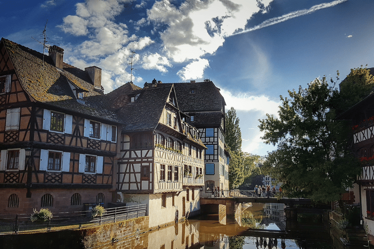 Strasbourg : Guided walking tour with a local guide