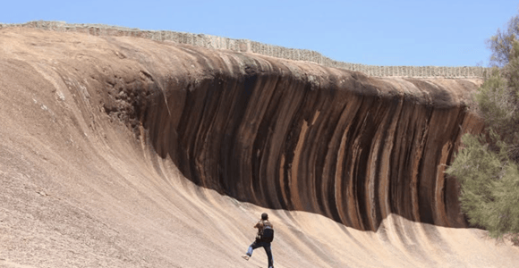From Perth: Wave Rock Scenic Flight & Half-Day Ground Tour