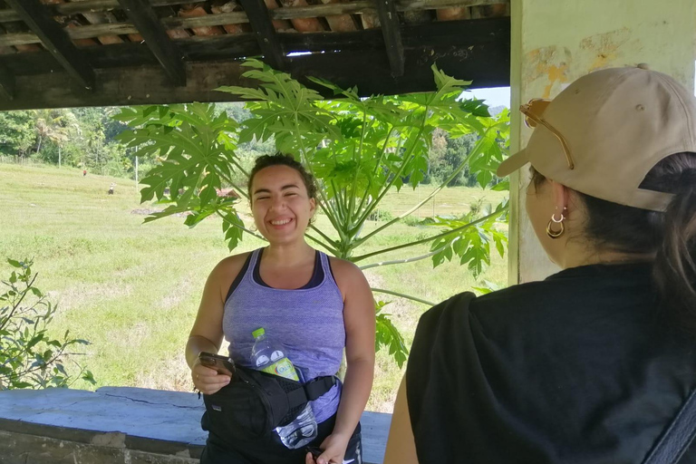 Kandy: Knuckles Mountain Range Full-Day Hike with Lunch