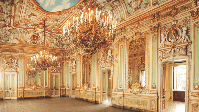 Eintrittskarte für den Palazzo Parisio mit Zugang zum Garten