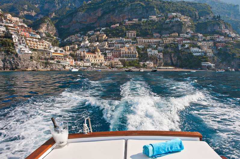 From Amalfi: 7H Amalfi Coast - Group Tour by boat
