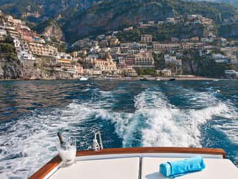 From Amalfi: 7H Amalfi Coast - Group Tour by boat
