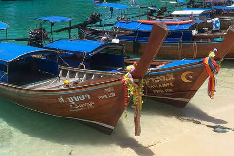 Phi Phi: Maya Bay Longtail Boat Tour with Snorkeling