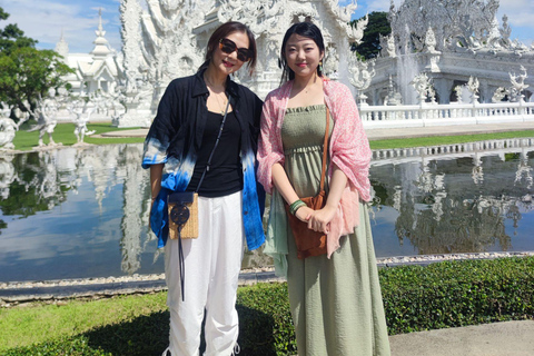 Chiangrai : Half Day Tour 3 Famous Temples / (Private tour)