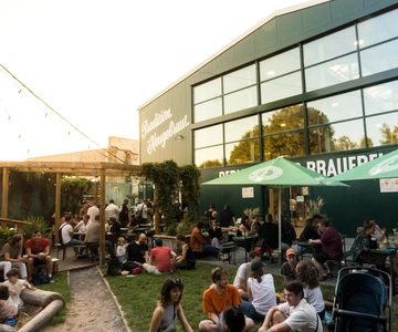 Berlin: Berliner Berg Brewery Tour with Beer Tasting