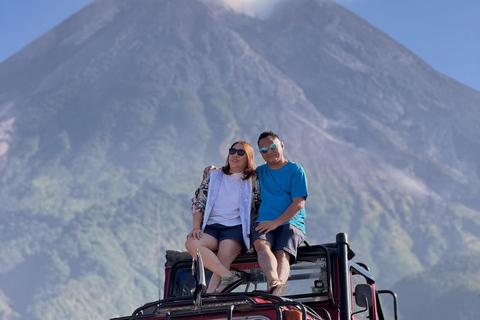 Mount Merapi Jeep Sunset & Lava Flow Night Tour with Pickup