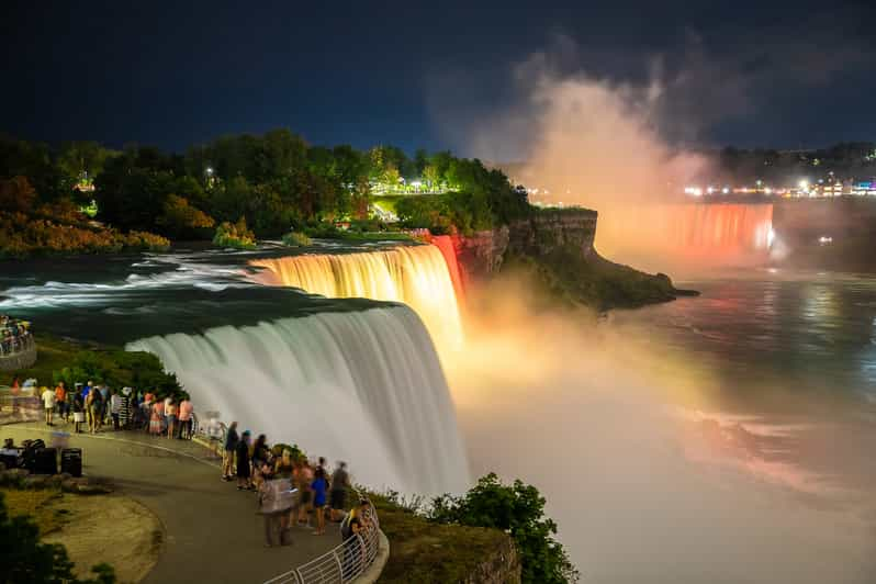 Z Niagara Falls Usa Dzienna I Nocna Wycieczka Z Pokazem świetlnym Getyourguide 2895