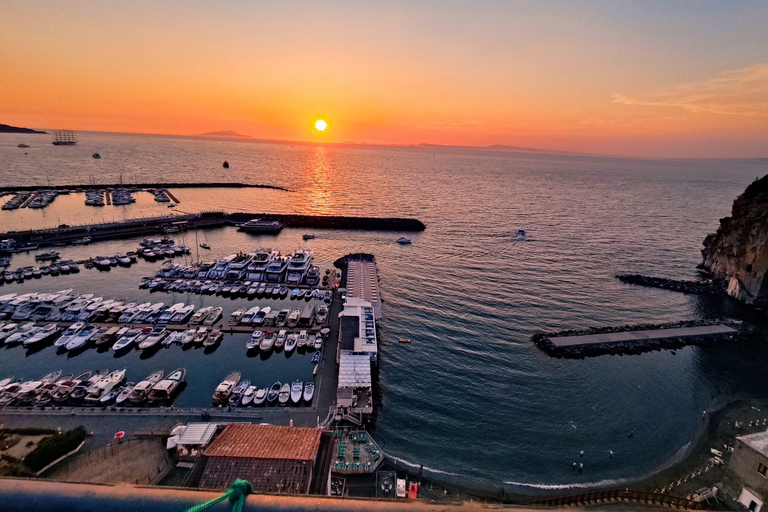 Sorrento Coast: Discover Hidden Gems by Vespa with a Buddy