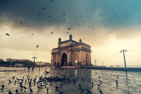 Bombay: Viaje en tren local y visita de un día a lo más destacado de la ciudad