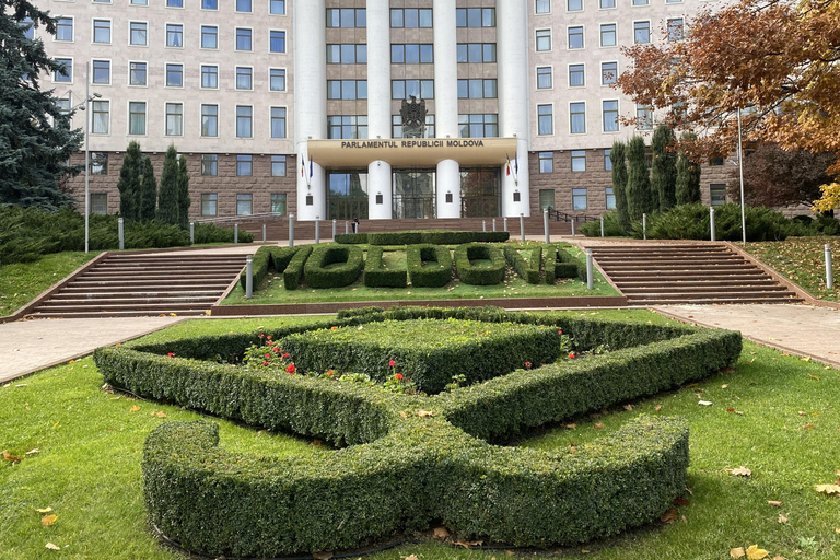 Private Moldova Trip, Chisinau & World's Largest Wine Cellar