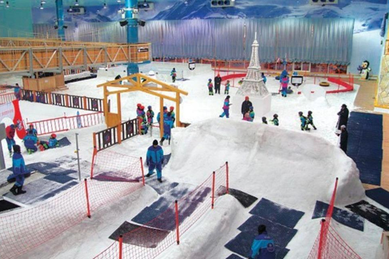 Riyadh Snow City: Inclusive 3-Hour Entry with Gear Provided