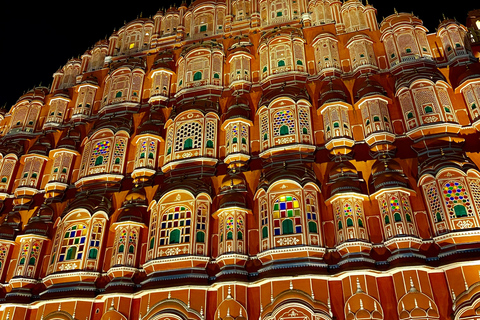 Jaipur: Tour nocturno de la ciudad en jeep abiertoExcursión nocturna con luz ámbar y espectáculo de sonido