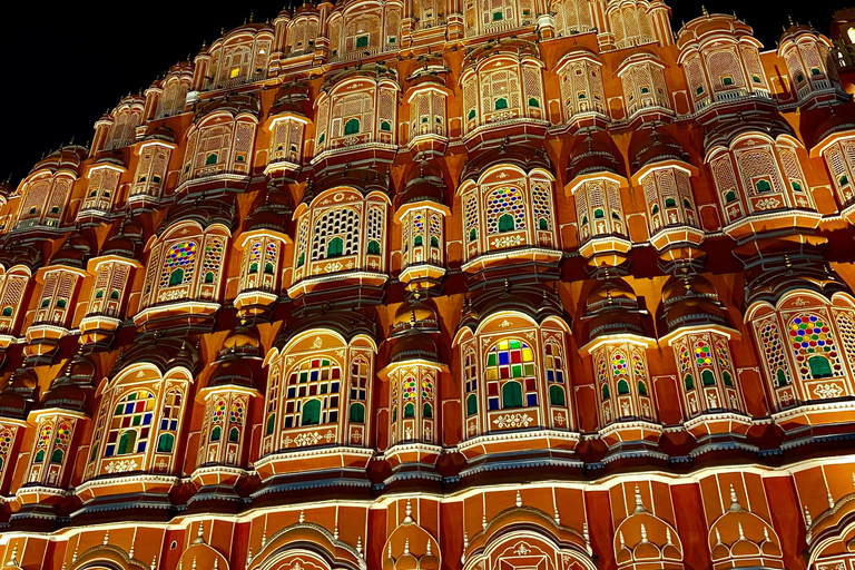 Jaipur: City tour noturno em um jipe abertoPasseio noturno em Jaipur