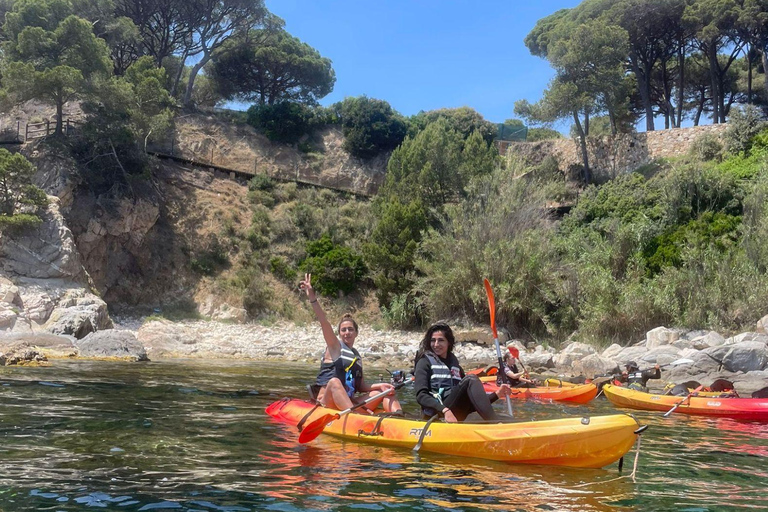 From Barcelona: Costa Brava Kayak & Snorkel Tour with Picnic From Barcelona: Costa Brava Kayaking and Snorkeling Day Trip