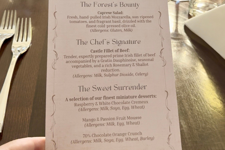 Dublin: Malahide Castle Hunt Dinner with Drinks Dublin: Malahide Castle Hunt Vegetarian Dinner with Drinks