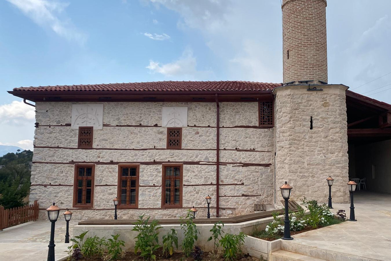 Side: Altınbeşik Cave & Ormana Button Houses with Lunch