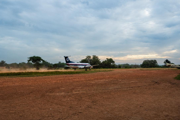 Depuis Zanzibar : Safari de nuit dans le Selous G.R. avec volssafari partagé