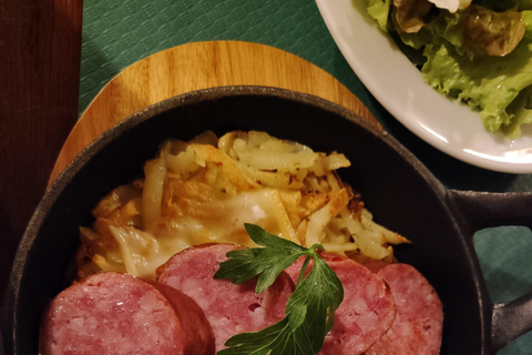 Lausanne: Traditional Food Group Walking Tour