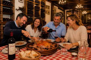 Mittagessen mit Cochinillo Asado: Führung ab Madrid nach Segovia