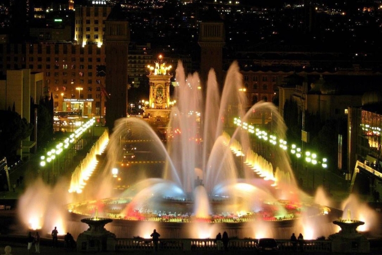 Barcelona: kabelbaan, bezoek aan magische fontein & kasteelRondleiding in het Engels