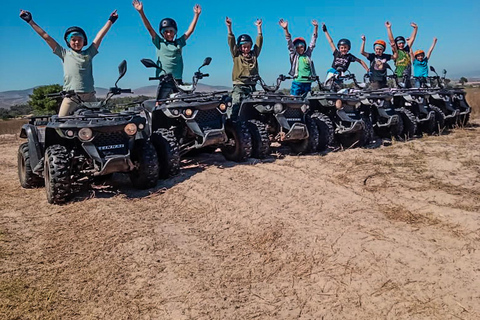 LE CAP : BALADE EN QUAD DANS L&#039;OSTRICH RANCH ET VISITE DES AUTRUCHESLe Cap : Balade en quad et visite d&#039;un ranch d&#039;autruches