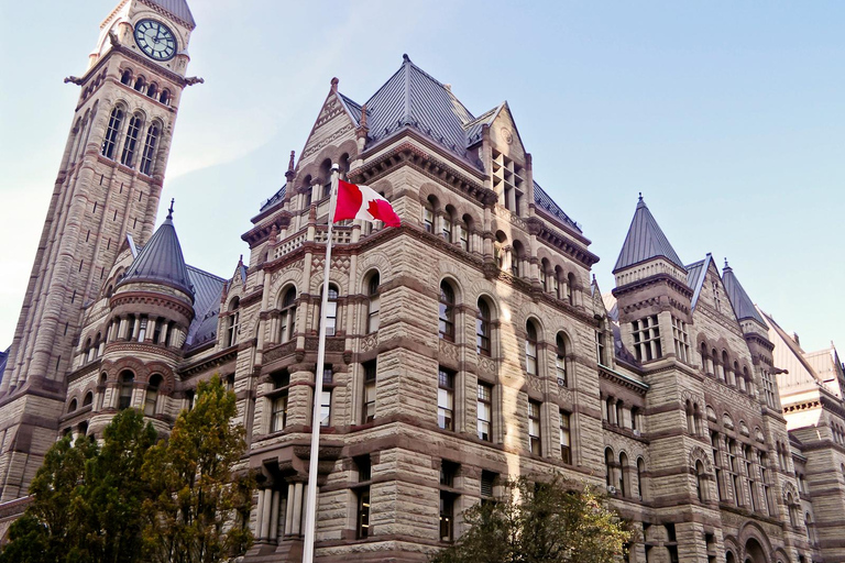 Torontos romantischer Spaziergang: Belebte Plätze und ruhige Parks