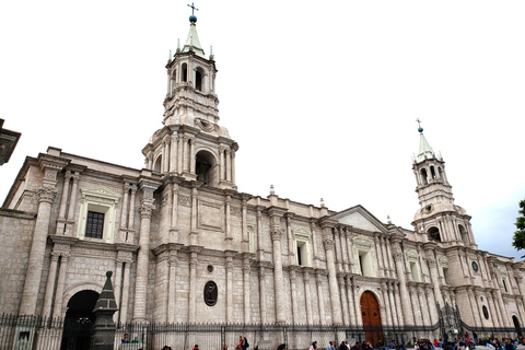 Private Transfer between Arequipa and Puno From Puno to Arequipa