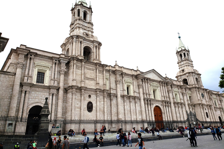 Private Transfer between Arequipa and PunoFrom Puno to Arequipa