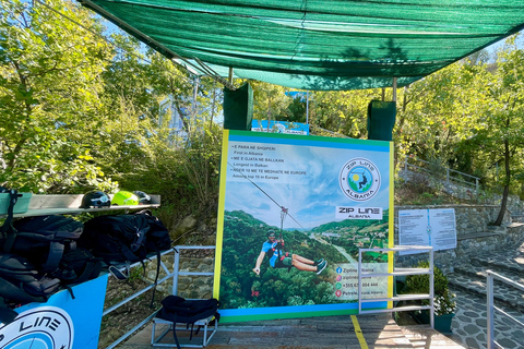 Excursion d&#039;une journée au château de Petrela et tyrolienne Albania Adventure