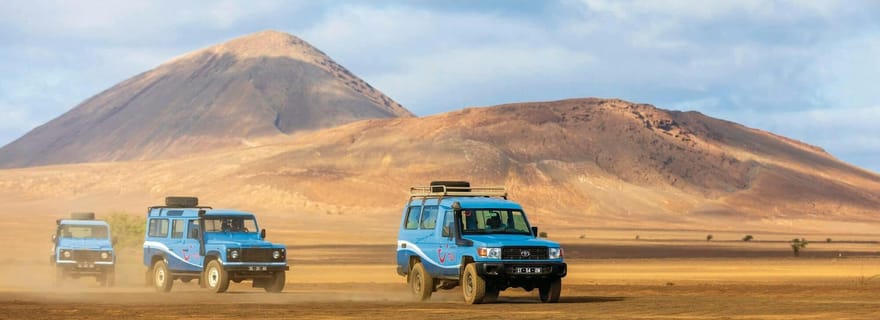 Secrets de l'île de Sal en 4x4 avec le lac salé de Pedra da Lume