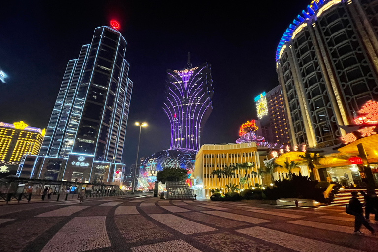 Macau: Cotai Strip Night Tour with Optional Experiences