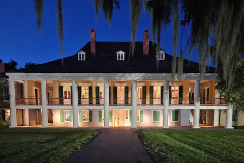 Fra New Orleans: Destrehan Plantation Haunted Night Tour