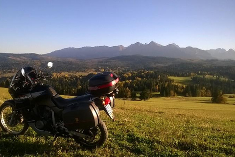 Krakow: Guided Motorcycle Tours in Spanish Motorbike tours in southern Poland on small 125cc motorbikes