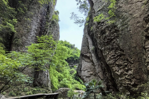 Shanghai: Han Fei River Ancient Path Hike Day Trip Shanghai: Han Fei River Ancient Path Hike Day Trip
