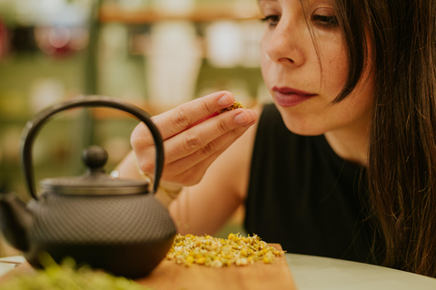 Altstadt von Korfu: Griechische Kräuterverkostung