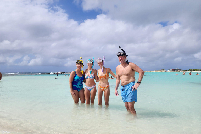 Aruba: Snorkeling Beach Hop Tour with Local Guide and Snacks