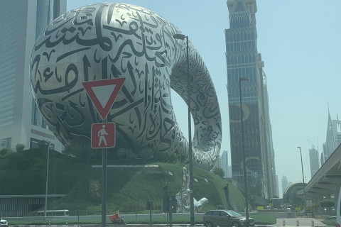 Dubaï-Muscat : transfert privé vers/depuis Dubaï (villes des Émirats arabes unis)Transfert privé de Mascate à Dubaï (villes des Émirats arabes unis)