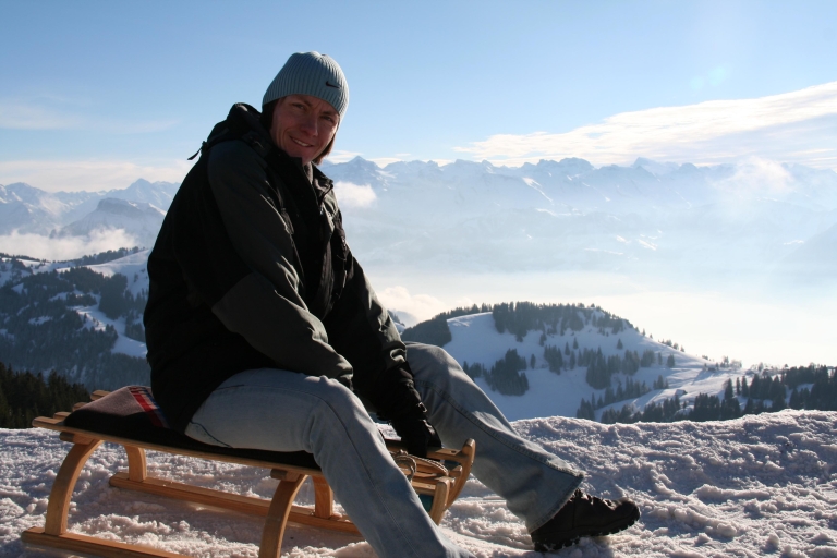Switzerland: Private Sledging Day Tour 12-hour full-day tour