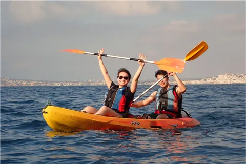 Altea : Excursion guidée en kayak au Morro de Toix