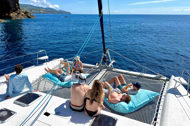 Shared Tour Catamaran Sailing: Vila Franca Islet & Beaches